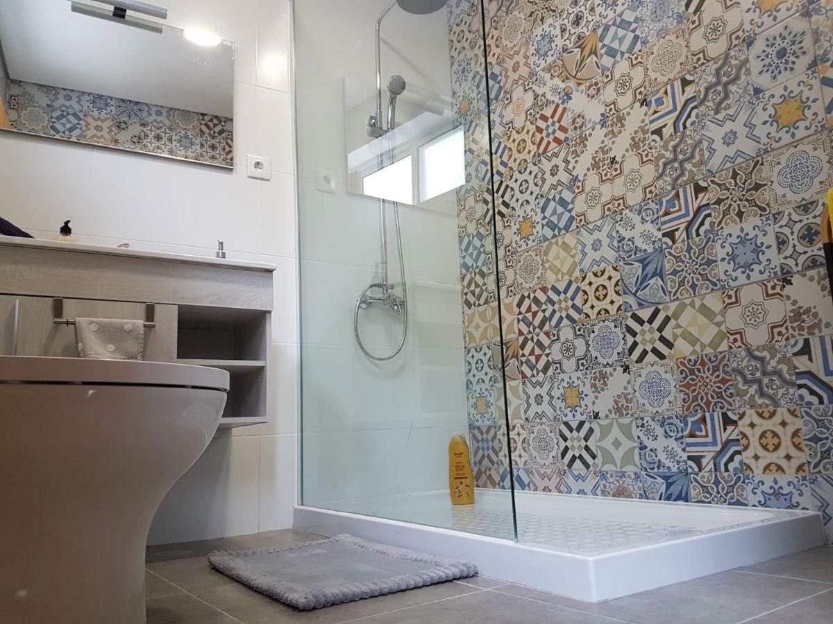 Join Our Relaxed House Near The Beach - Mosteiros موستيروس المظهر الخارجي الصورة