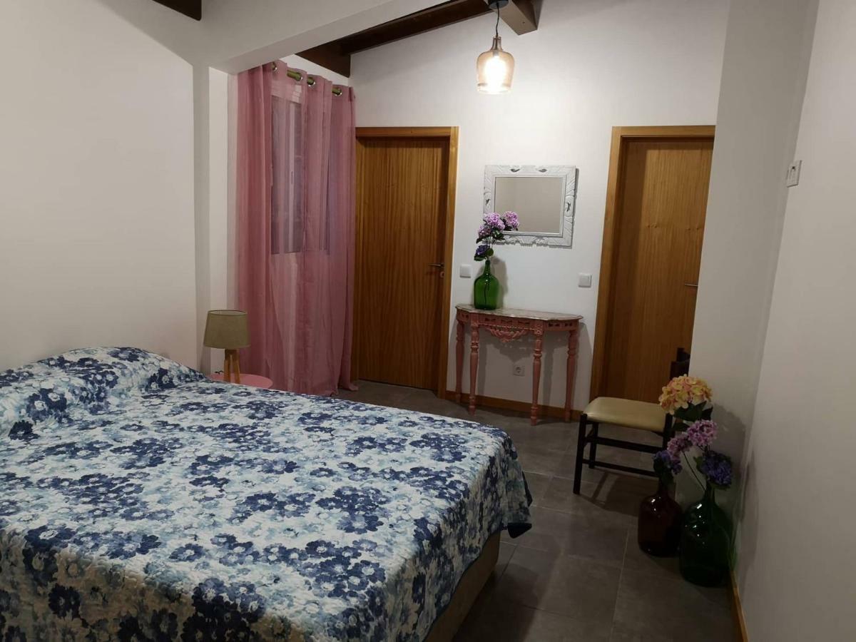 Join Our Relaxed House Near The Beach - Mosteiros موستيروس المظهر الخارجي الصورة